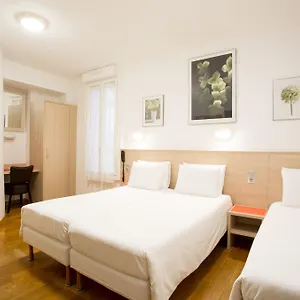 2* Otel Darcet
