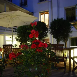 3* Otel Alhambra