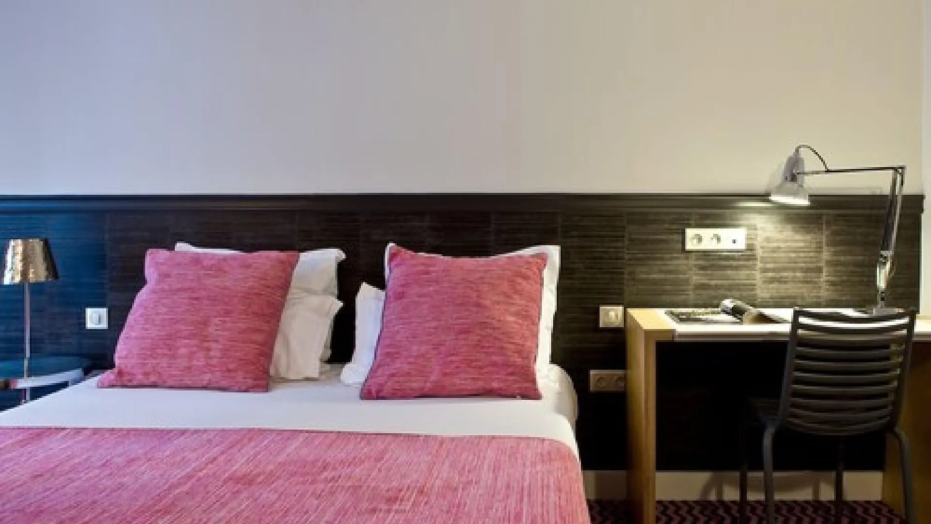 Hotel Antin Trinite Paris 3*,