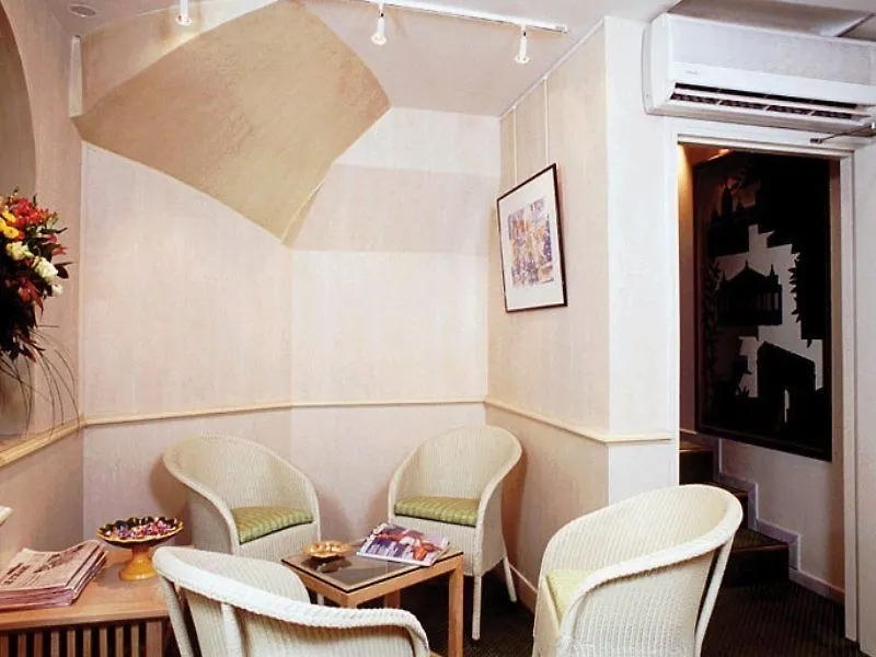 Hotel Antin Trinite Paris