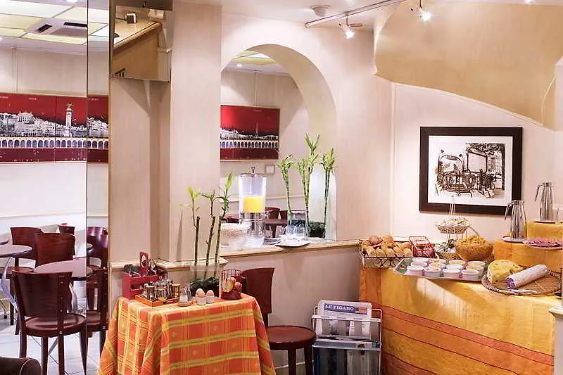 Hotel Antin Trinite Paris 3*,